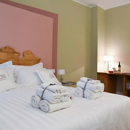 B&B Oberdan 18